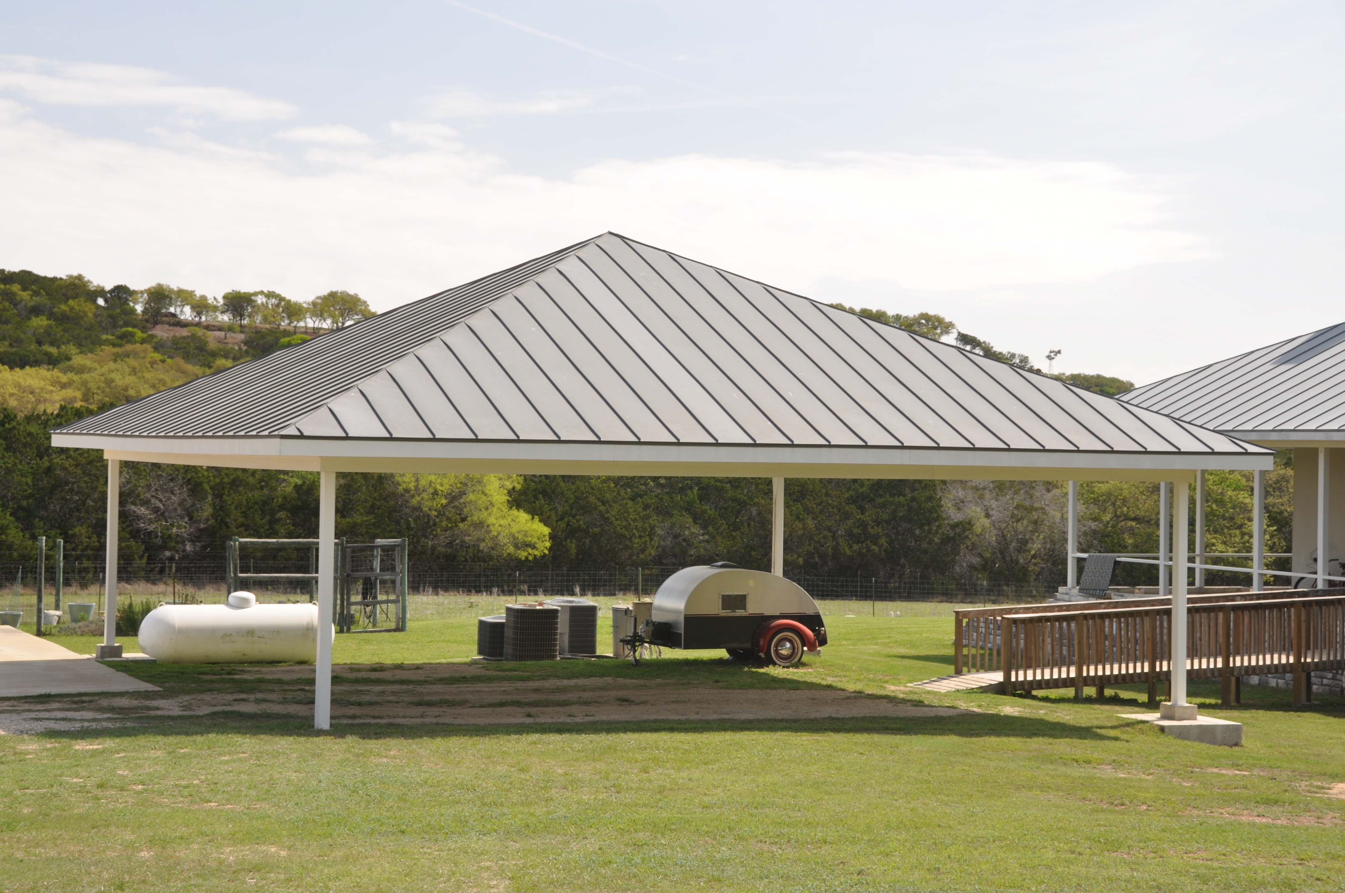 Scott J A carport